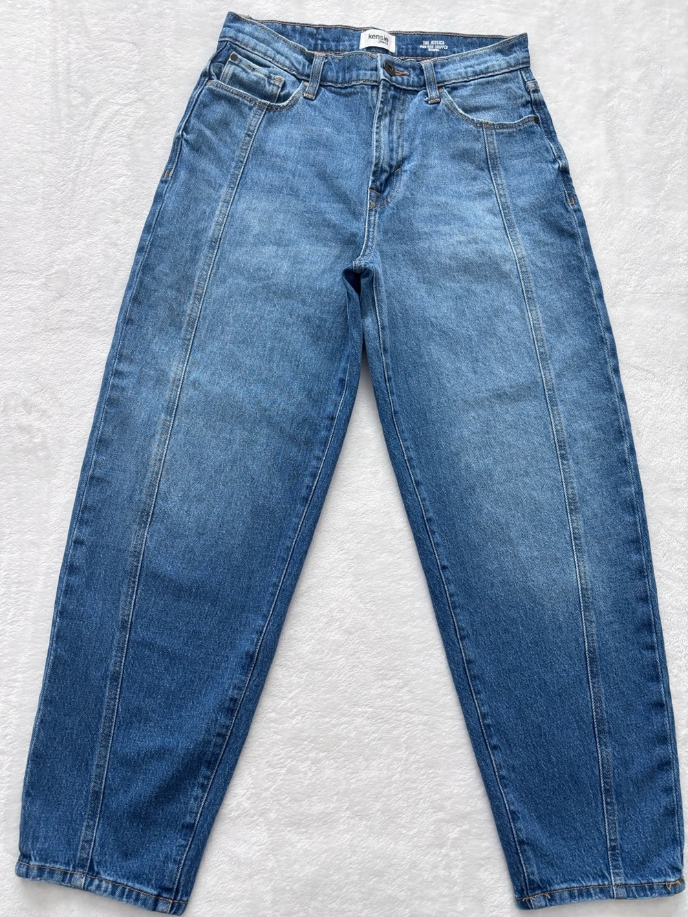 KENSIE The Jessica High Rise Cropped Barrel Medium Wash Jeans--EUC--8/29